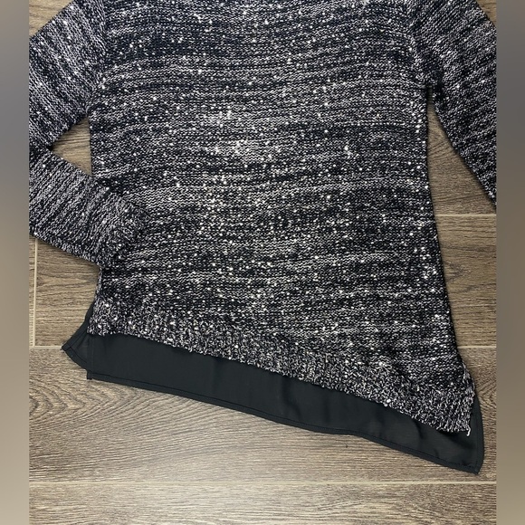 Sparkly pullover sweater sheer trim size small - Picture 3 of 7